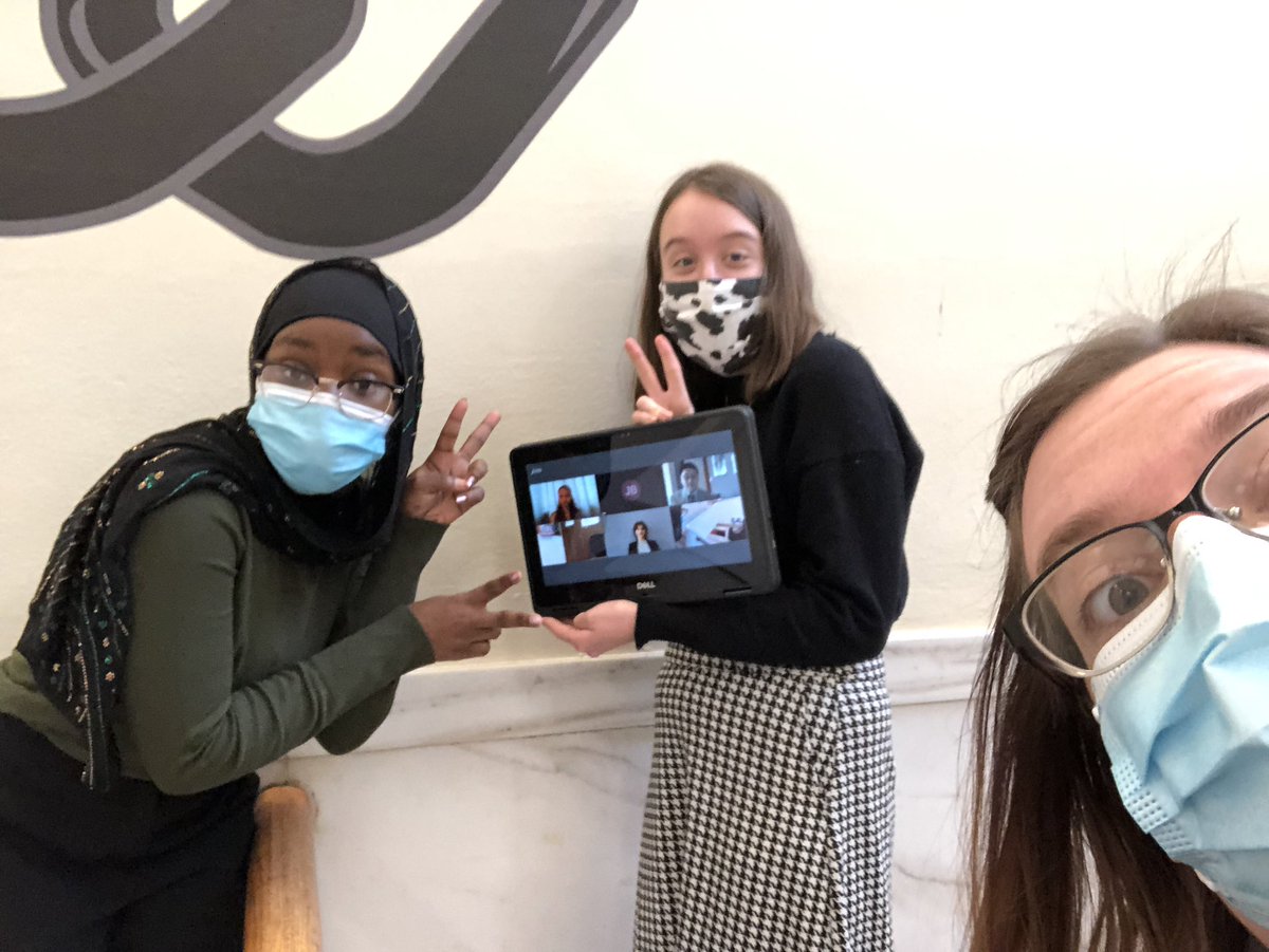 linksspeech's tweet photo. RESULTS: LNK Southwest “Silver Talon” 1/23/21

Top 3 Placement in Prelim Rounds:
- Larry L.
- Julia H.
- Miley G. 
- Meissa H.

#GoLINKS #LHSYouKnow https://t.co/g1H8uaTOlH