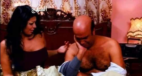 ايه يا دكر ؟ مش قولت هتلمني ليلة الإمتحان