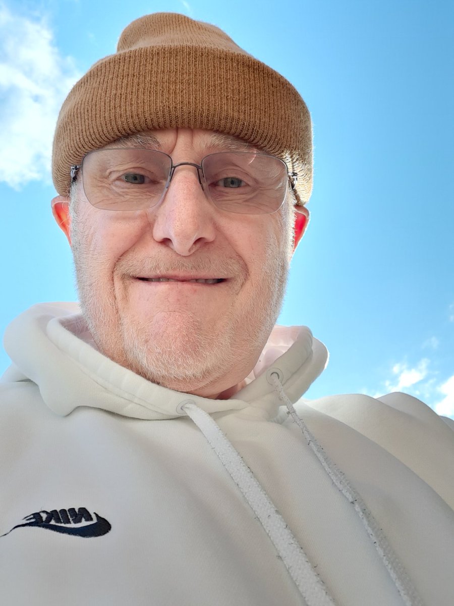 SatNightSoup's tweet photo. RT with your best #DadFace https://t.co/VICmNIFlxr
