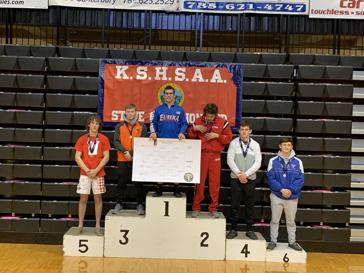 KSHSAA's tweet image. 3-1 State Champ at 160 is senior Brennan Lowe from Eureka #Congrats