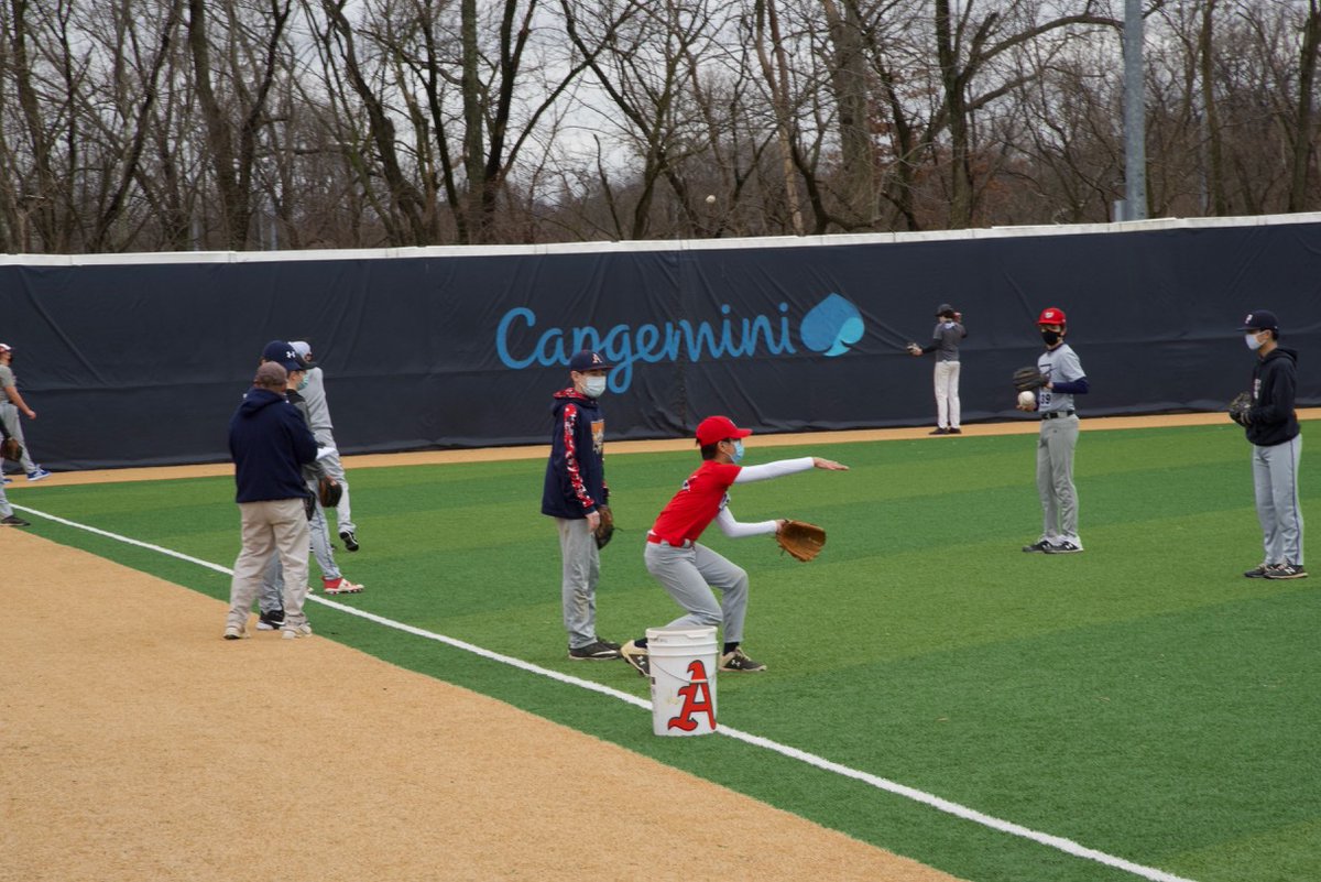 ASBR_Senators's tweet photo. An absolutely lovely day today with 40+ players and their wonderful parents at the 14yo Tryouts & Evaluations. Despite the masks & social distance, baseball helps bring us back to the best of who we are—and will be again. #SenatorsWay https://t.co/deYXapzMwX