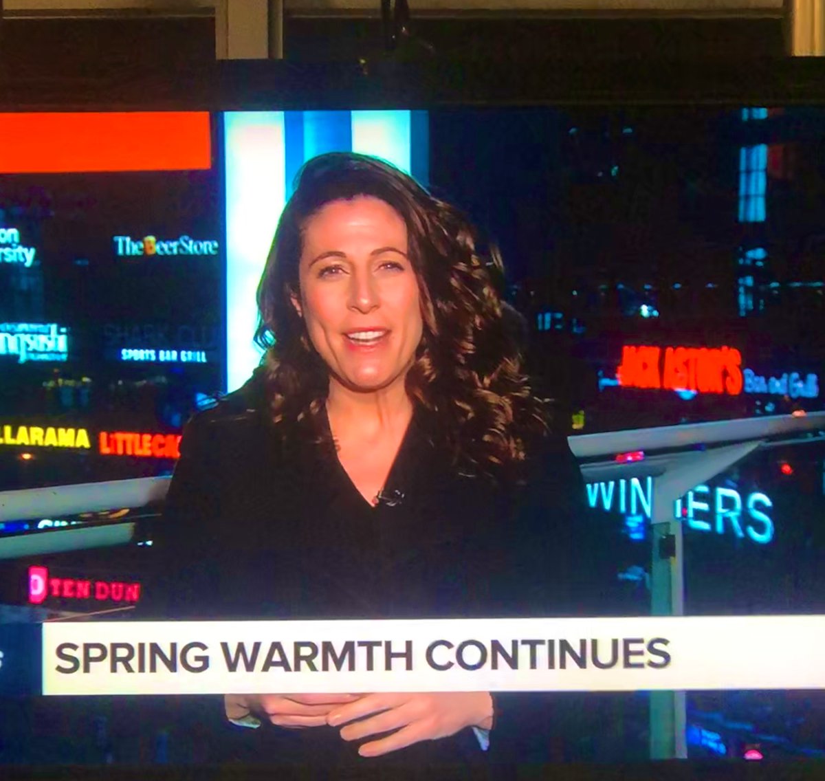 emily_vukovic's tweet image. Dear: #Millennials
Love: #GenerationX 
#sidepart #skinnyjeans