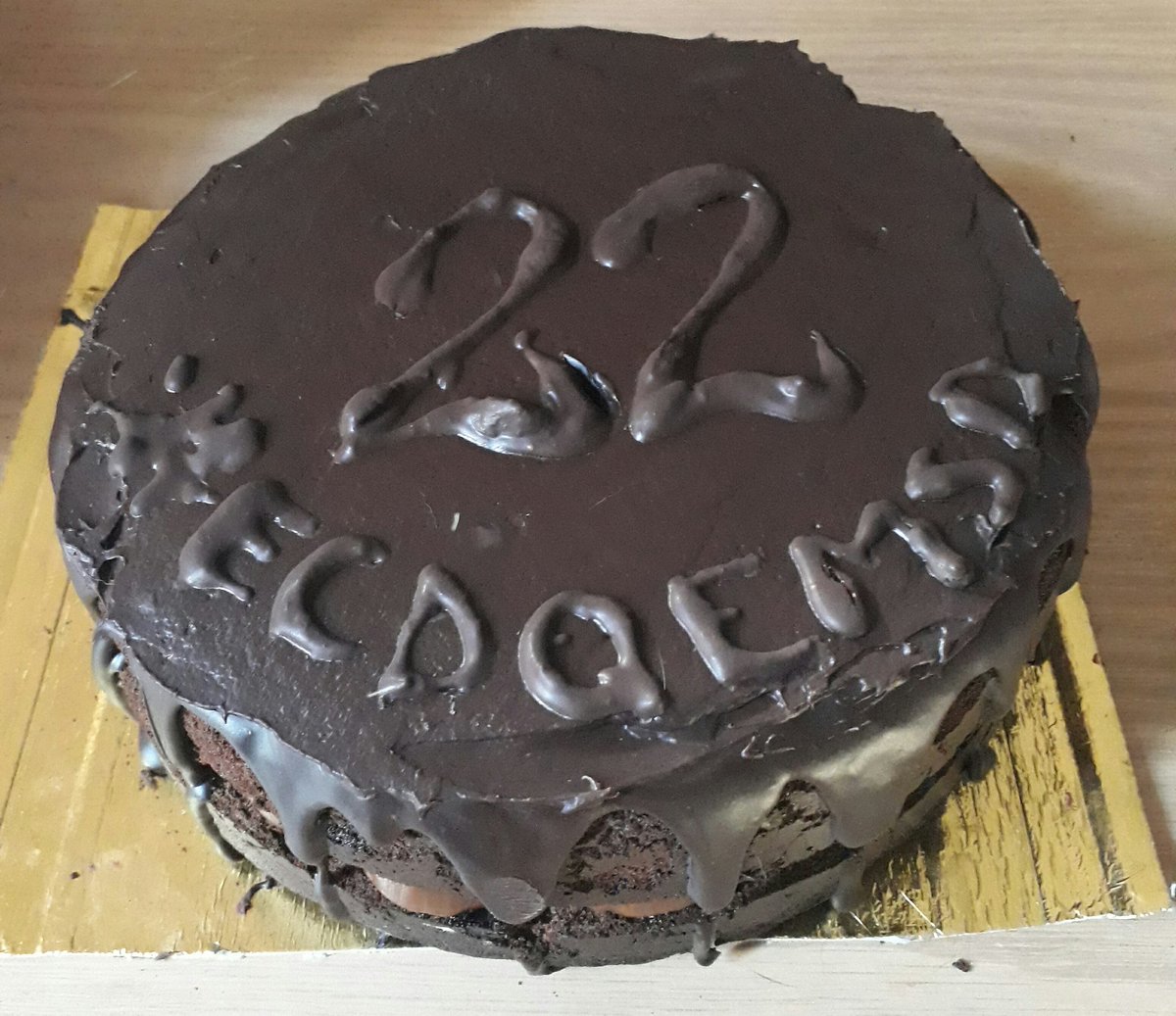 Sslm61's tweet image. Sí, es de chocolateeee, pero muuuuuuuuuuy imperfecta. 😂
#ECDQEMSD