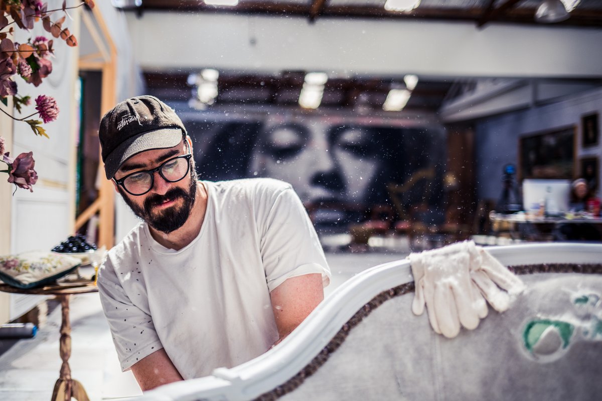 What inspires Rone? How does he come up with the ideas for his works? And how did he decide how to transform the Gallery’s spaces? Discover the development of RONE in Geelong with Senior Curator, Lisa Sullivan this Friday: geelonggallery.org.au/whats-on/event…