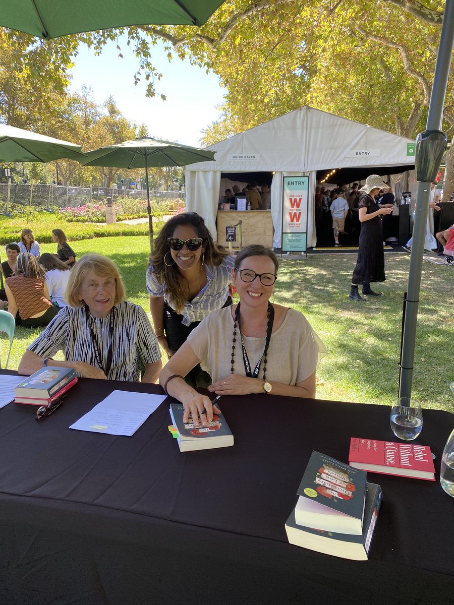 With the ladies of words #PipWilliams #SueButler #thedictionaryoflostwords #adlww #fortheloveofwords