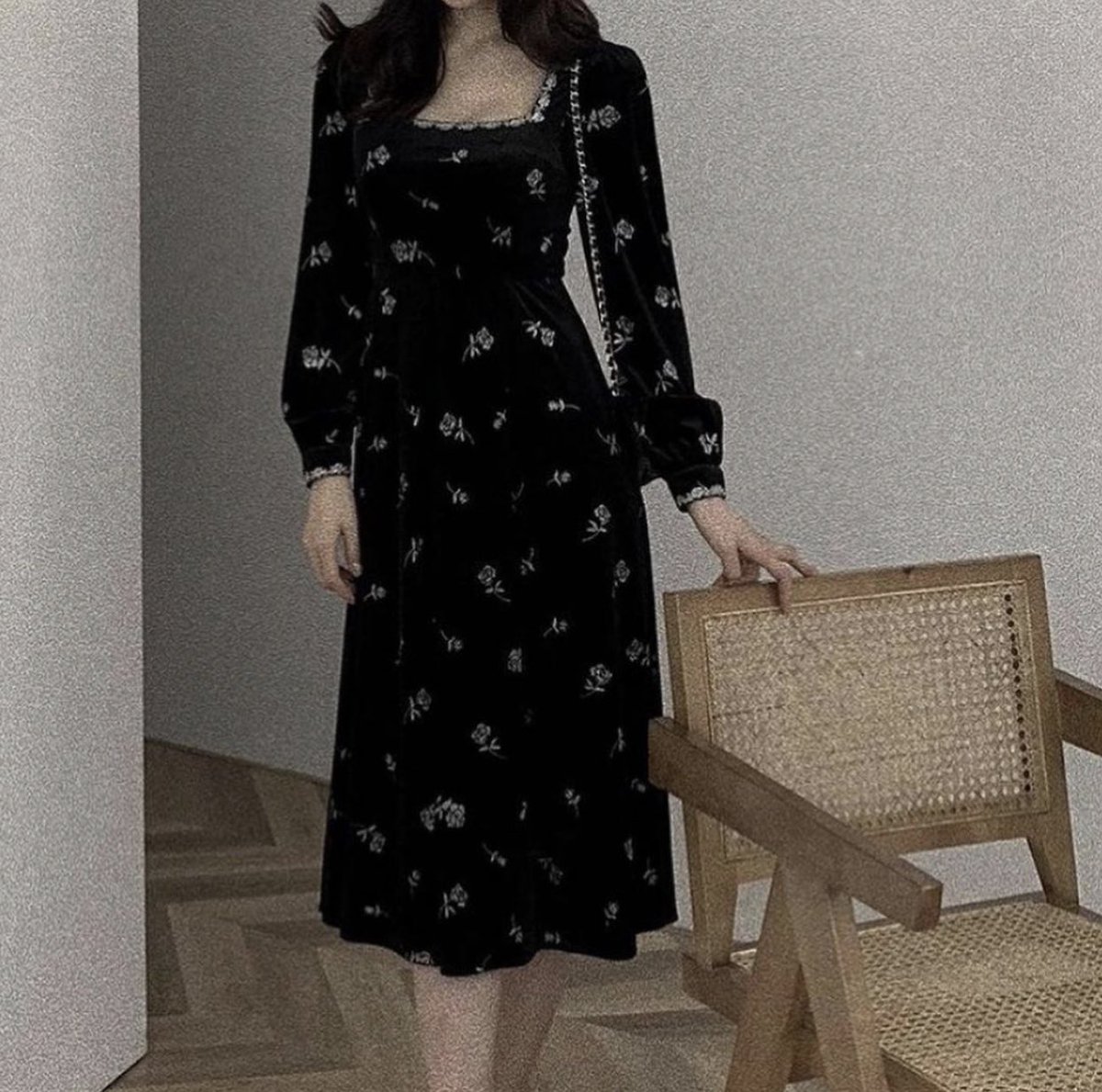 onIy4girIs's tweet photo. حبييت اللوك 🖤 https://t.co/EcKVUlf5F0