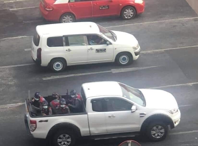 nn_kristYY's tweet photo. Terrorist police are mobilizing like this to shoot against unarmed peaceful protesters. 

#Feb28Coup 
#WhatsHappeningInMyanmar https://t.co/lZTCd1b0ep