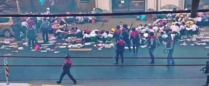 uthetkokooo2's tweet photo. We want justice for myanmar. https://t.co/RBbwiAnvS3