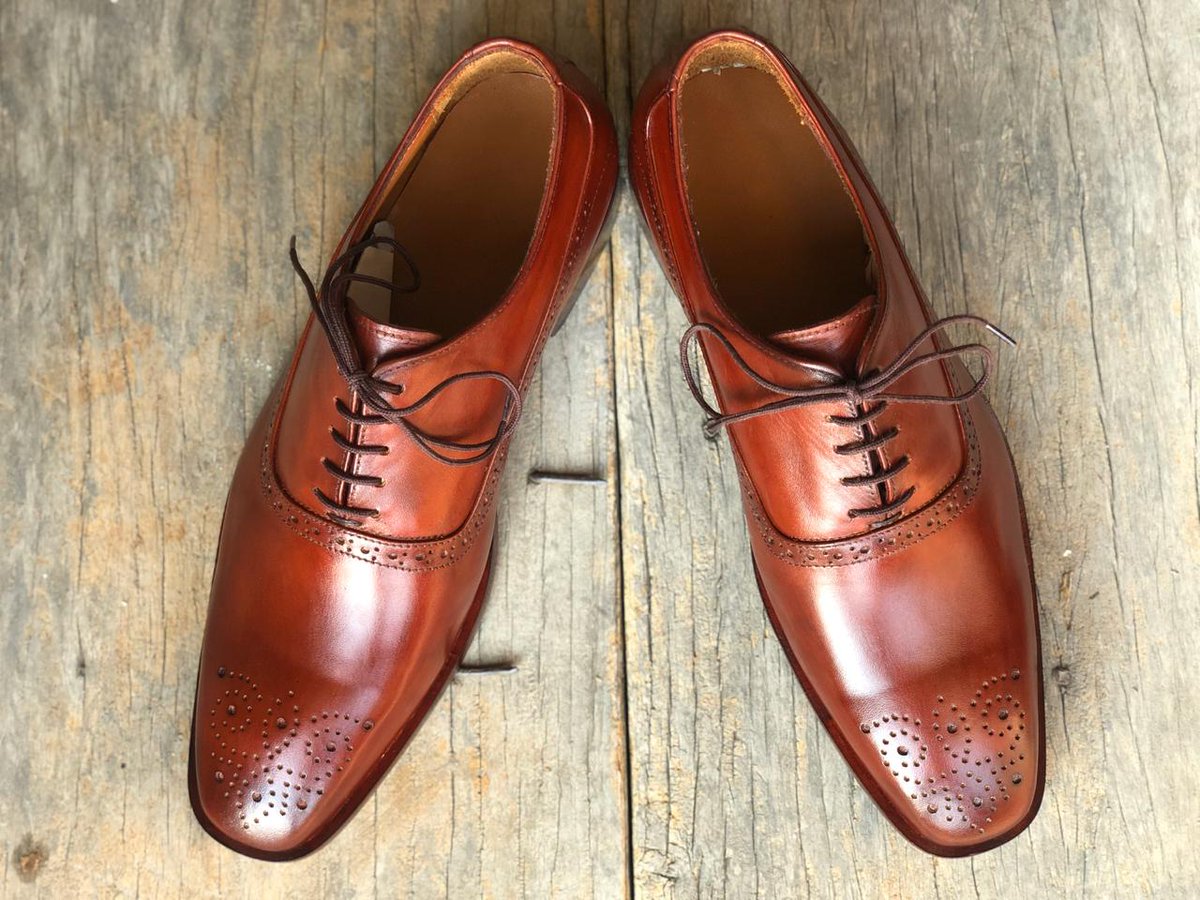 TheLeatherSouq's tweet photo. #men #leather #souq #menshoes #leathershoes #handmadeshoes #brogueshoes #brownshoes #streetwear #streetstyle #styleoftheday #handstitched #mensfashion #fashionoftheday #fashionshoes #beautifulshoe #footwearformen #gentlemanstyle #brandedshoe theleathersouq https://t.co/mDEcaNI9uV https://t.co/Hyq0ufXrhH