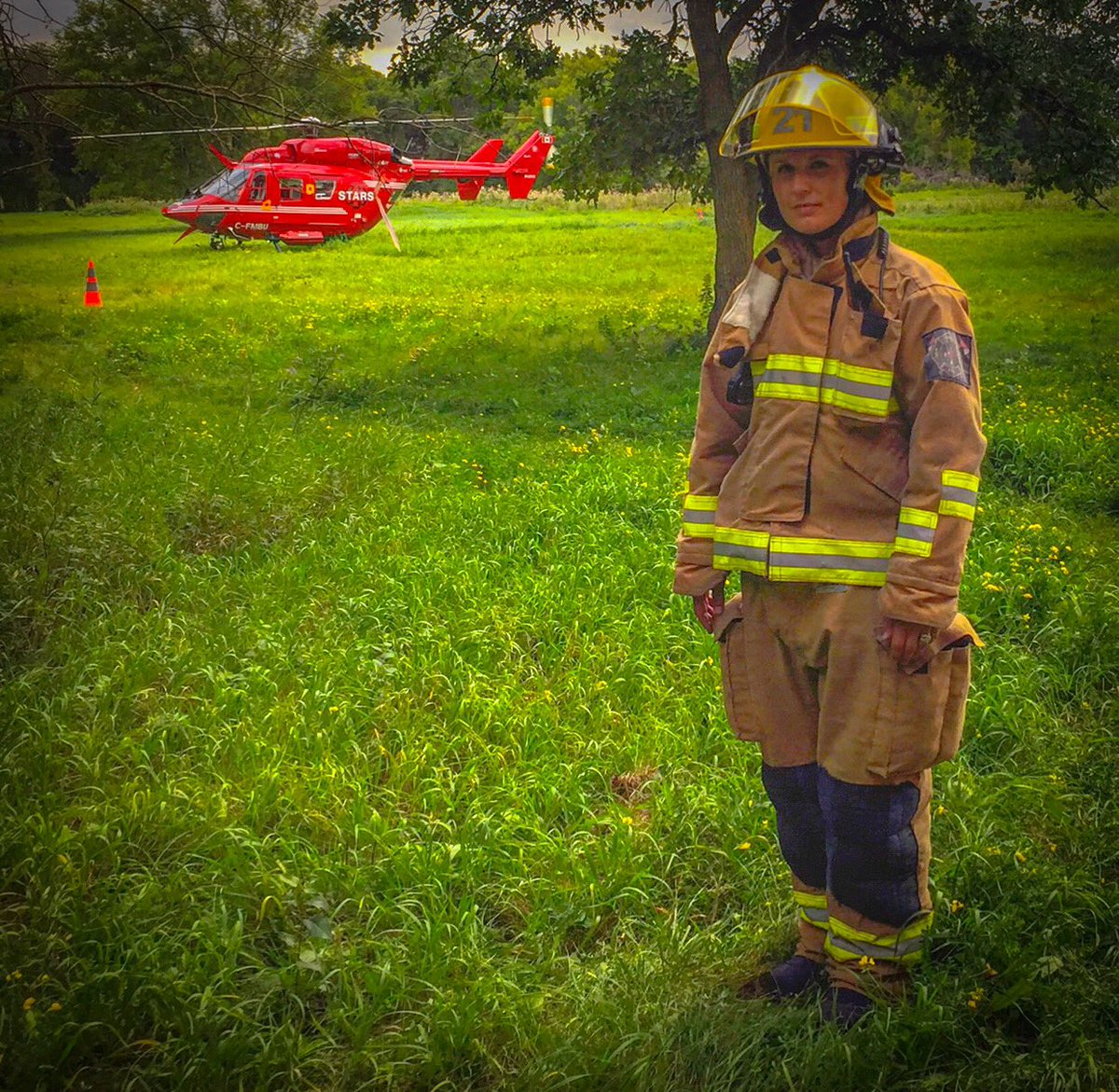 cindi2k's tweet photo. From a training exercise. @STARSambulance #PSACSTARDANDSPURS https://t.co/mBH8QU7kJp