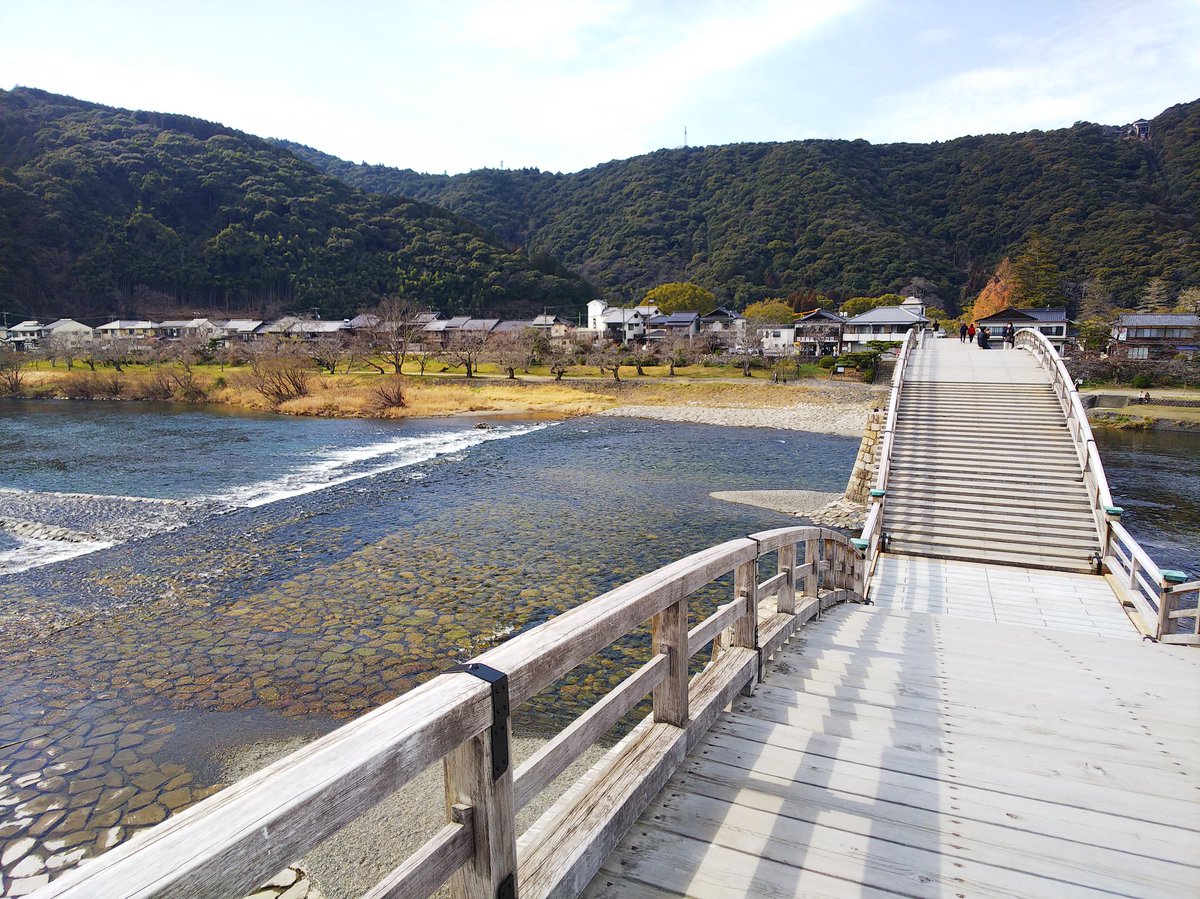 Ss 太秦萌 岩国と言えば錦帯橋です 30年ぶりくらいに来ました 野心溢れる山口県のような気質の優木せつ菜ちゃんとデートです 自分は生まれただけですが 山口出身なので たまに山口県に行きたくなります