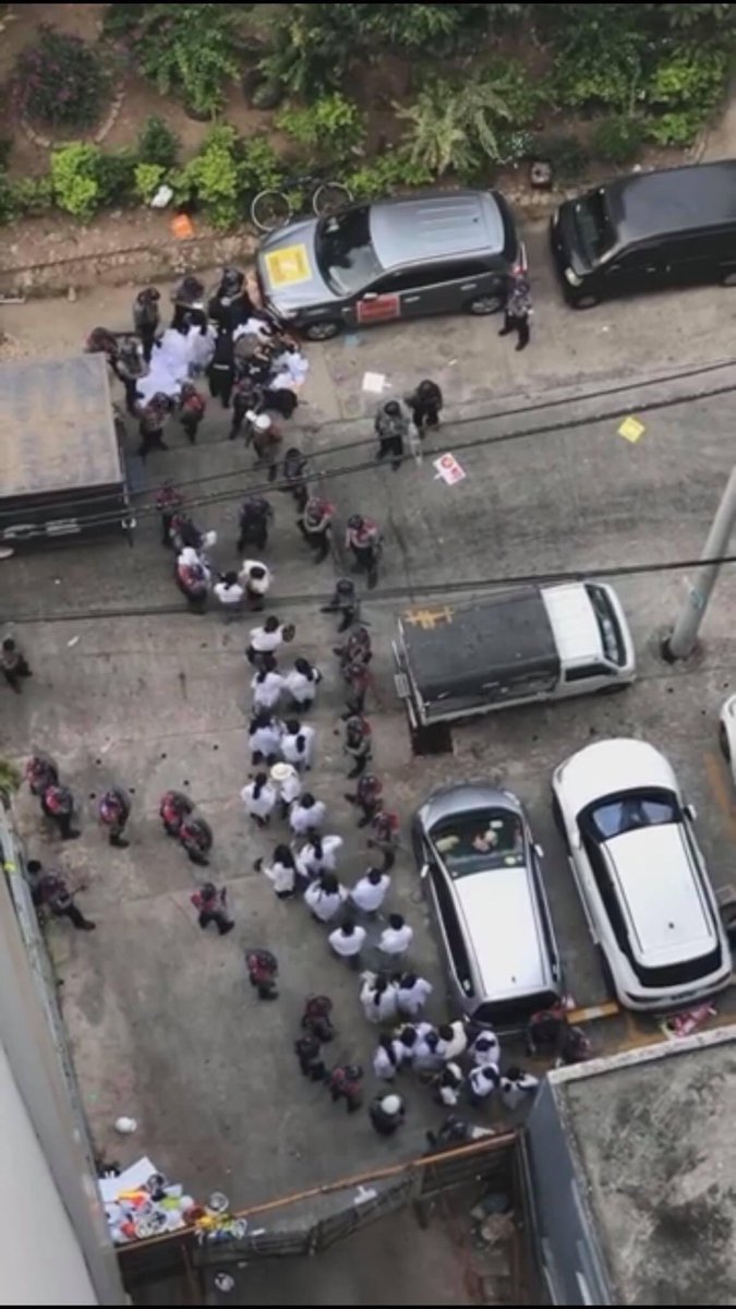 MilkTeaMM_MTAM's tweet photo. Doctor's strike is dispersed and A lot of medical students are arrested. They arrest doctors,they killed teachers and students.They even hurt children. If this is not terrorist organization,what would else be? #WhatsHappeninglnMyanmar #Feb28Coup #milkteaalliancemyanmar #OpCCP https://t.co/WVBKDMPXpN