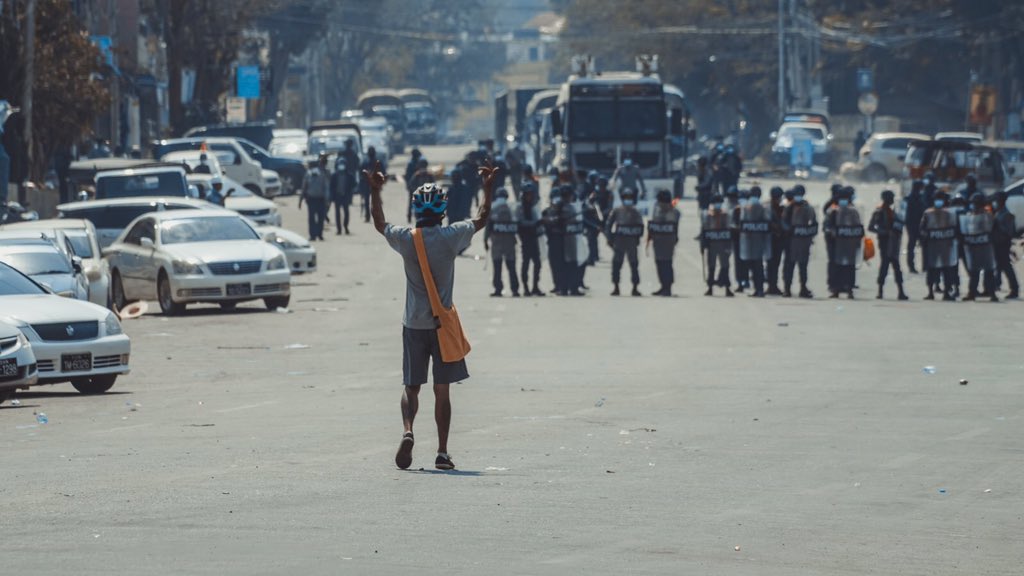 MinzarniTgi's tweet photo. 28.2.2021
Taunggyi 
#How_Many_Dead_Bodies_UN_Need_To_Take_Action 
#RejectMyanmarMilitaryCoup 
#SaveMyanmar 
#Taunggyi 
Photo: Minzarni Tgi https://t.co/mvuGgiOjbQ