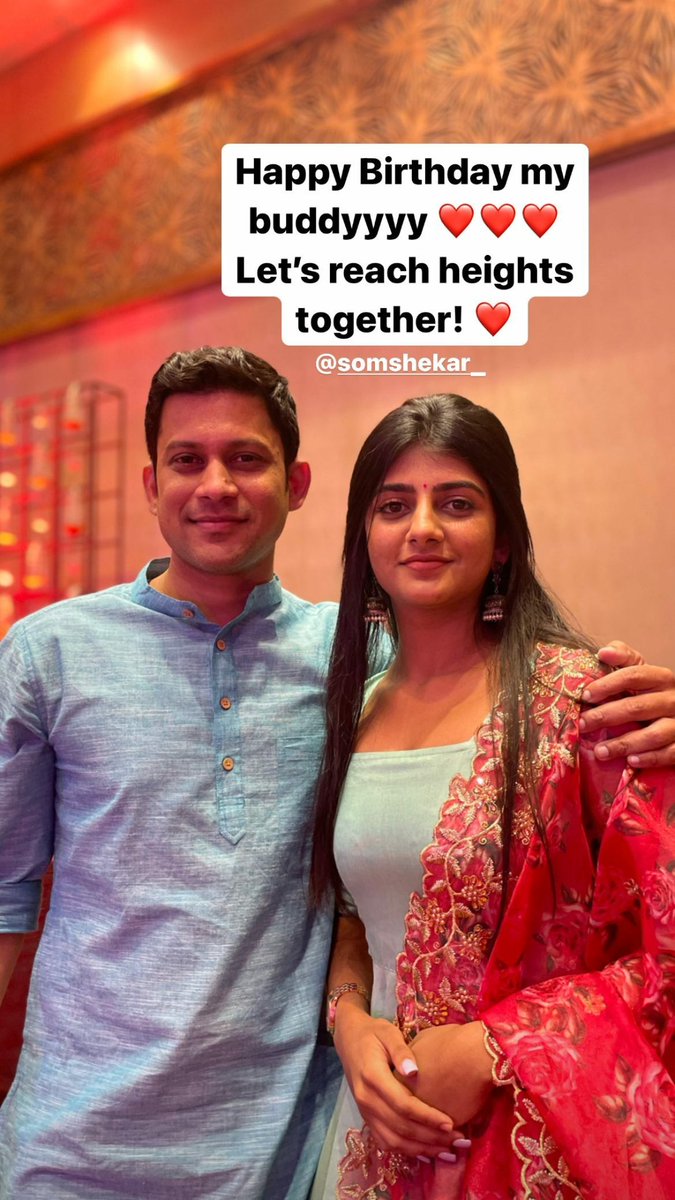 Pinky_Aj143's tweet photo. Wishes from BT Kumar& Cringe Kumar to our Sogusu Kumaruuuu👬👫😁 #HBDSom
#Gabriom 💟
#Som
#Rio
#Gabriella https://t.co/sW9NDrsA0q