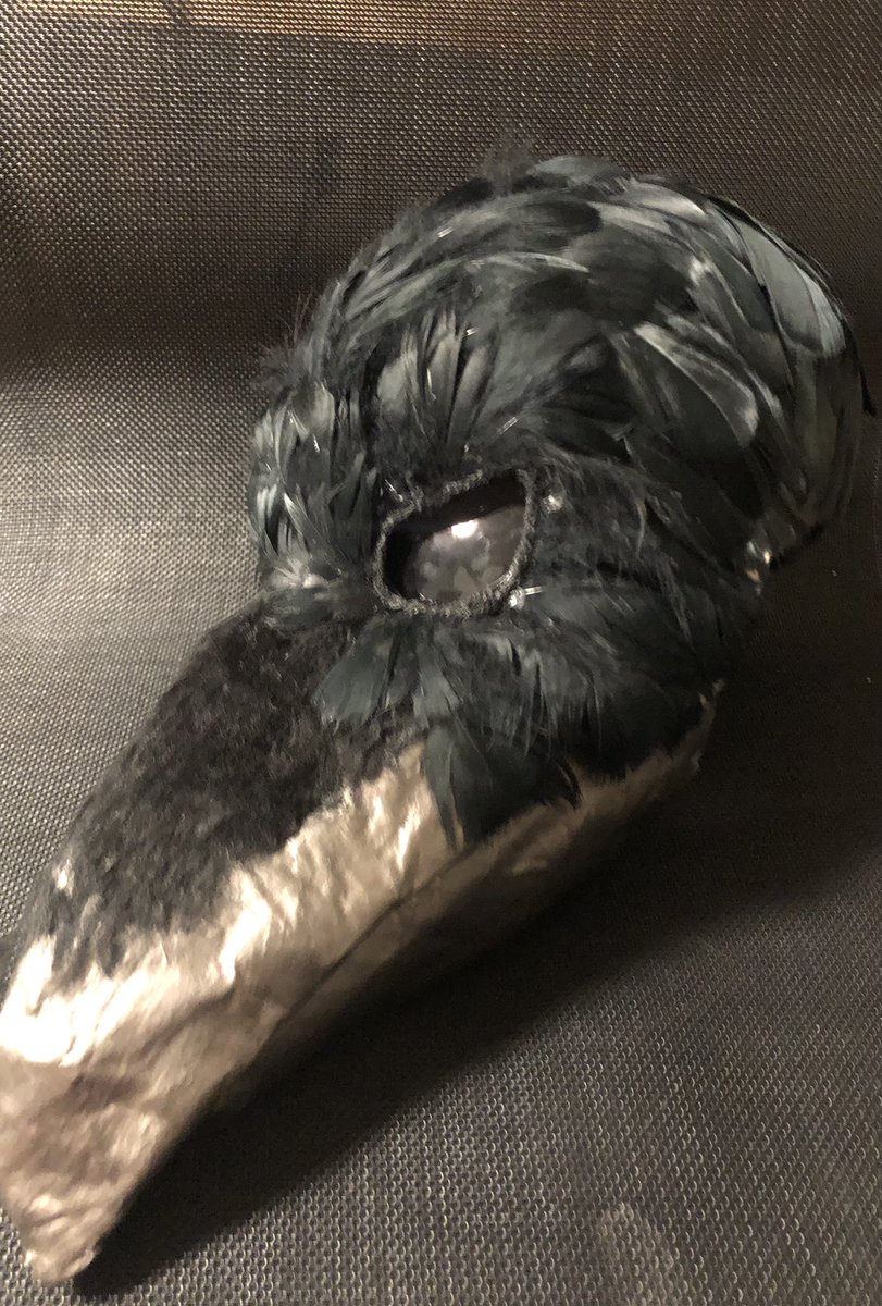 GlowSatyr's tweet photo. After a couple weeks of work I have finished the bird mask! https://t.co/57Kj6xKg6F
