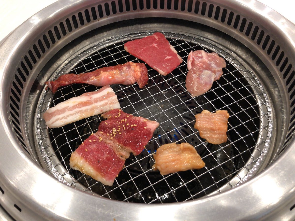 Terminator 川崎競馬場近くのすたみな太郎でランチ焼肉食べ放題 肉を取りに行く時はマスクと使い捨て手袋と言う重装備w 飯 Terminator 川崎競馬場近くのすたみな太郎でランチ焼肉食べ放題 肉を取りに行く時はマスクと使い捨て手袋と言う重装備w 飯