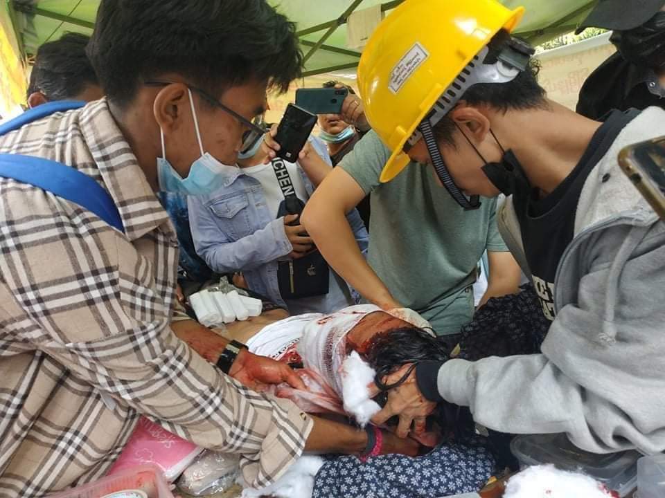 ThethayT's tweet photo. 28.2.2021
Yangon Myanmar

#MilkTeaAlliance 
#WhatsHappeningInMyanmar https://t.co/ZIq1VY3UqA