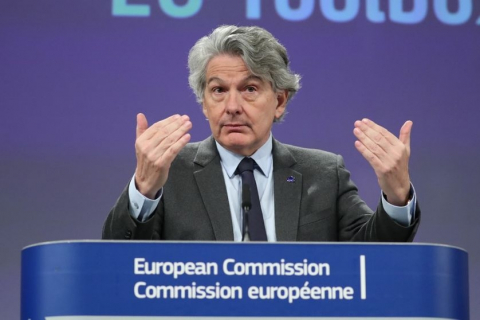 SpaceWatchGL's tweet photo. #SpaceWatchGL Column: ESPI Brief 47 – About a new European multi-orbit connectivity system #ESPIBrief #EUSpaceProgramme @EU_Commission @ESPIspace #ESPI #EuroQCI @GovSatCom @ThierryBreton

https://t.co/xyxEKhCKmr https://t.co/KhOiV3VSga