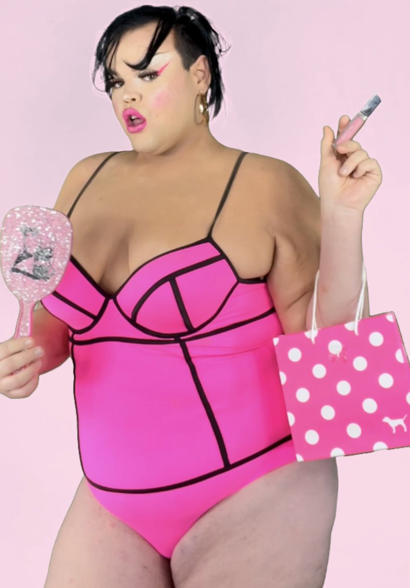 Prettyboybarbie's tweet photo. Prettyboydimples Pretty Boy Dimples #prettyboydimples #glitta #PrettyBoyDimples #pinkaesthetic #pink #plussize #plussizefashion #plussizemodel #gaymen #femboys #tsgirl #beauty #makeup #mua #prettyboy #dimples #makeuplooks #makeupideas #glam #glamour #barbie #barbieaesthetic https://t.co/etdnijaymx