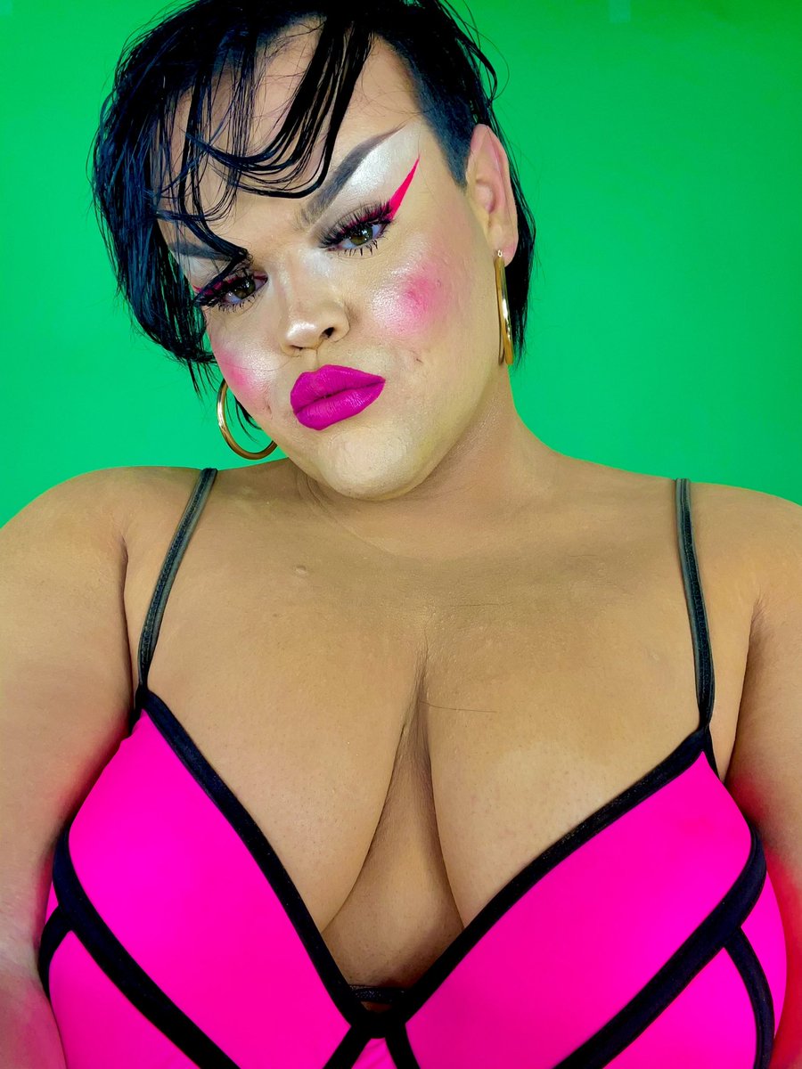 Prettyboybarbie's tweet photo. Prettyboydimples Pretty Boy Dimples #prettyboydimples #glitta #PrettyBoyDimples #pinkaesthetic #pink #plussize #plussizefashion #plussizemodel #gaymen #femboys #tsgirl #beauty #makeup #mua #prettyboy #dimples #makeuplooks #makeupideas #glam #glamour #barbie #barbieaesthetic https://t.co/fOzg19khK9