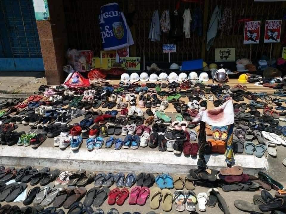 NoeNoeHninPhyu1's tweet photo. Gathered the things to collect back which were the protesters left while running from gun men. Proud of them. 
#WhatIsHappeningInMyanmar
#Coup28Feb 
#MilkTeaAllianceMyanmar https://t.co/rCD3V6NX8k