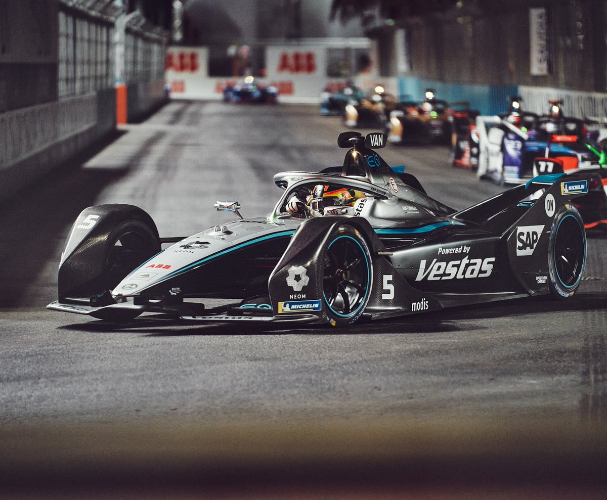 Despite the final result, performances have been very encouraging and strong. Now, we look forward to the next races with a lot of confidence. 
#StoffelVandoorne #SV #MercedesBenzEQFE #TrustedTM #drivenbyEQ #ABBFormulaE #DiriyahEPrix