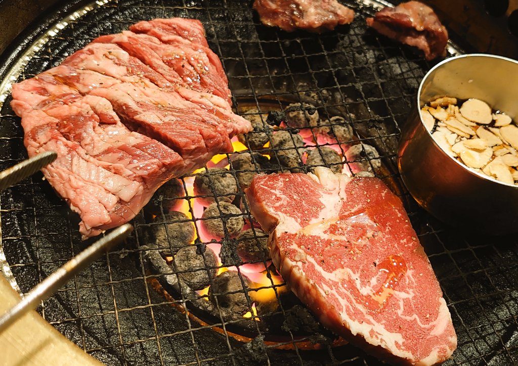 からびん على تويتر 熟成焼肉いちばんというお店です 食べ放題で 関東にも店舗あるみたいです シャトーブリアンやアイスや期間限定メニューも熱いです オススメです O O ノ からびん على تويتر 熟成焼肉いちばんというお店です 食べ放題で 関東にも店舗あるみたいです シャトーブリアンやアイスや期間限定メニューも熱いです オススメです O O ノ