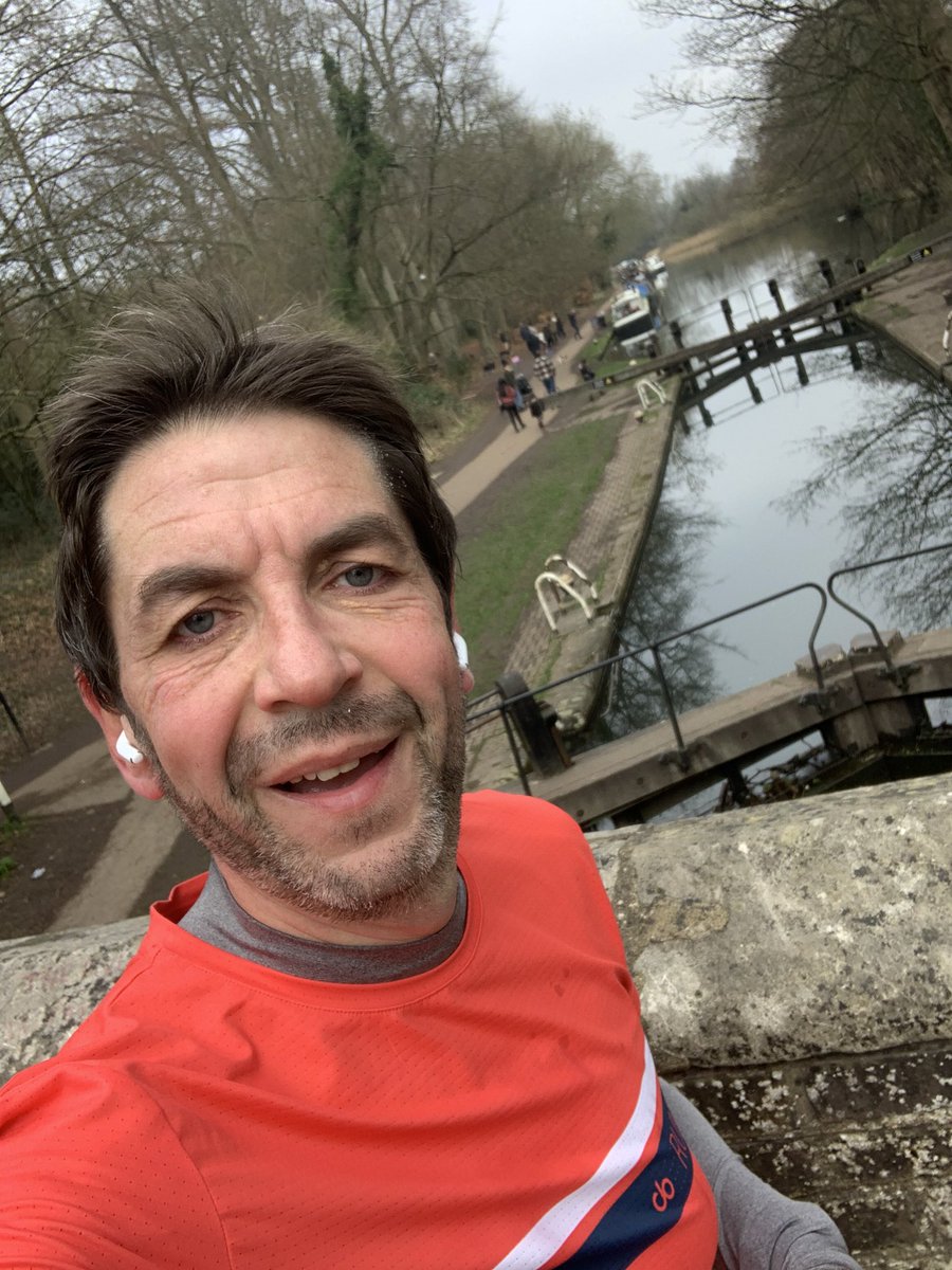 PaulMaloney1970's tweet photo. A lovely spring Sunday morning and another 27k stretch of the legs for #47in46 and #9in2021.....Hunton Bridge to Ricky Aquadrome, around the lake, and then back up across the River Chess, and through Whippendell Woods, Cassiobury Park before the final stretch home๐โโ๏ธ๐ช #afitterme https://t.co/zqimpvEwTe