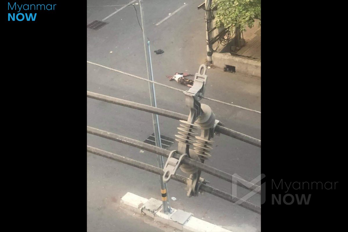 During the crackdown at 5:30 pm in Mandalay, a woman was killed on the spot as the security forces opened fired on the protesters. #WhatsHappeningInMyanmar #myanmarcrackdown
