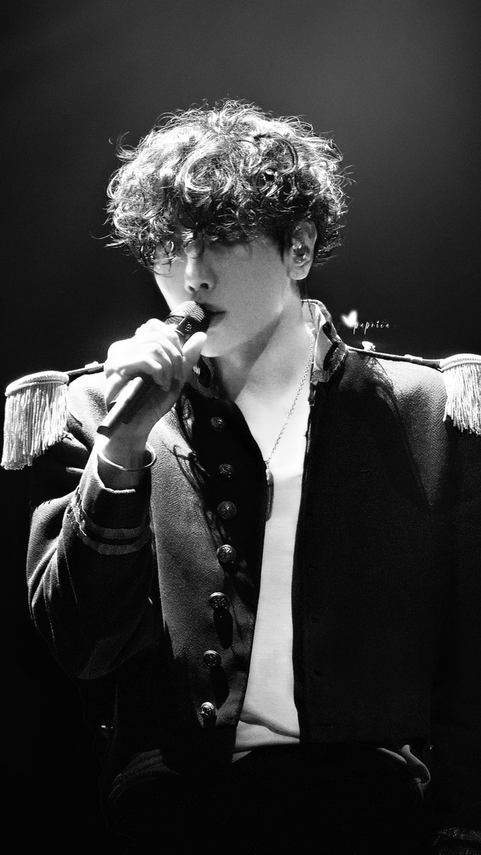 papricaphs's tweet photo. PARKHYOSHIN LIVE 2019 LOVES 20190707   #박효신 #parkhyoshin #soultree #パクヒョシン #朴孝信 https://t.co/mNUpIuVI7t