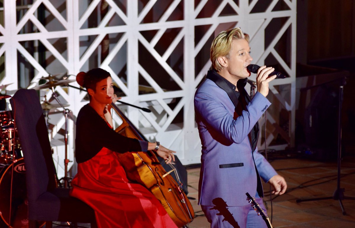 ikemoriz's tweet photo. Ike Moriz Swing Band Show, under african skies, at @granderoche Amphitheatre (and L'Atrium at Grande Roche) in @CityofPaarl South Africa 
#monthOfLove #ValentinesDay2021 #IkeMoriz #IkeMorizSwingBand #jazz #swing #blues #pop #LoveSwings #LatriumAtGrandeRoche #GrandeRoche #Paarl https://t.co/ihcnVPABAy