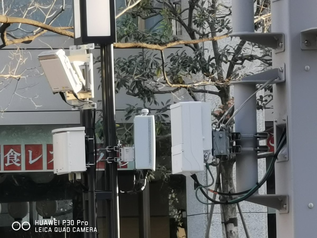 denpa893's tweet image. 3キャリア5Gだ
しかも全部ベンダー別ｗ