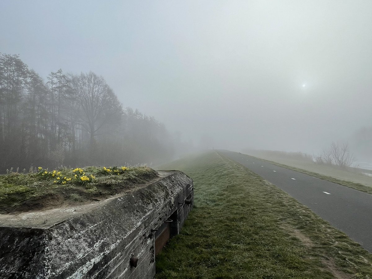 Ochtendwandeling langs de #eem. Eigenlijk heb je dan de preek al gehad.