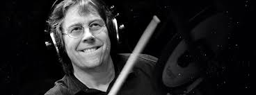 OxfamMusicStore's tweet photo. Born 28/02/1957 Philip Gabriel Gould is a drummer, songwriter and singer from the Isle of Wight. Together with Mike Lindup, Mark King and Gould's guitarist brother Boon, he formed Level 42, writing many of the lyrics and co-writing many songs
https://t.co/00iYpwZFxl
#OxMuSo https://t.co/ymQe2vCKQr