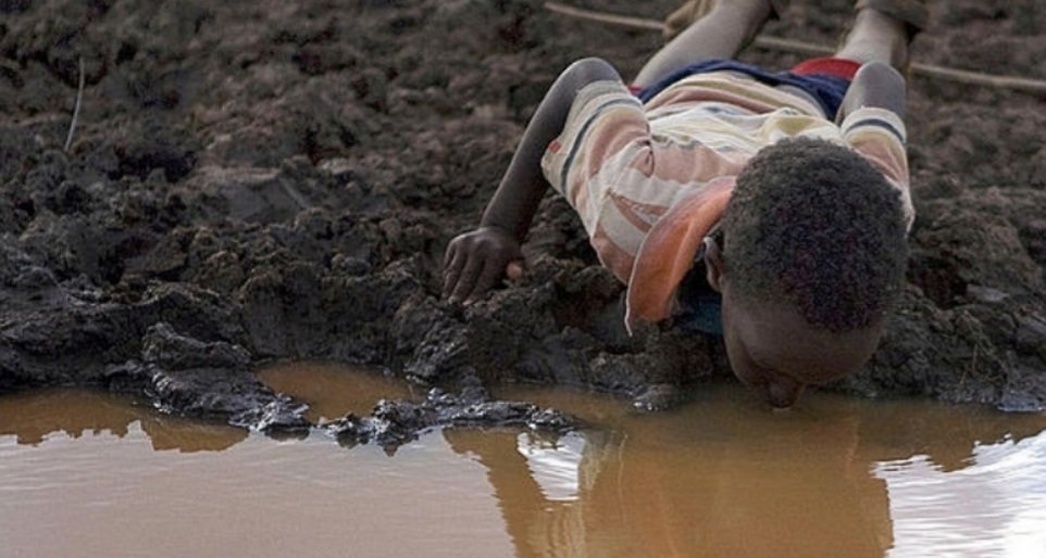 человек умирает от жажды