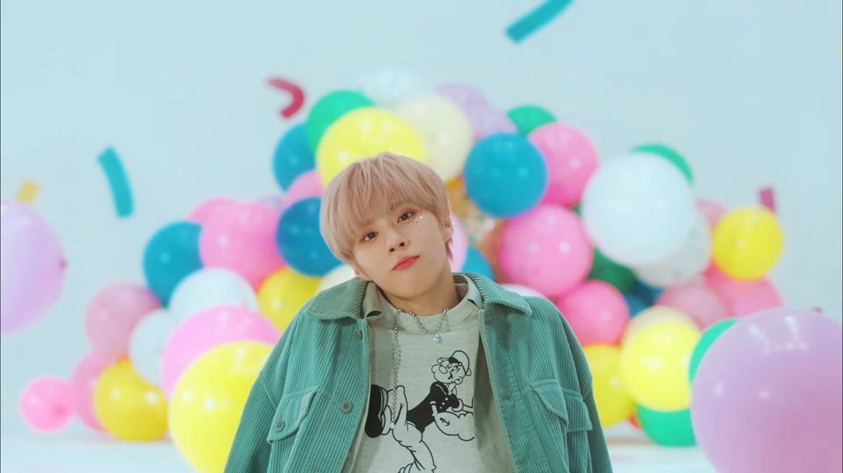 Or38olUlNs5gIGI's tweet photo. 천재고영 김우석 최고👍 
#김우석_Sugar_고미워요
#Better_with_Wooseok_always
김슈가 너무 사랑스러웠다 https://t.co/DtPBymuWwz