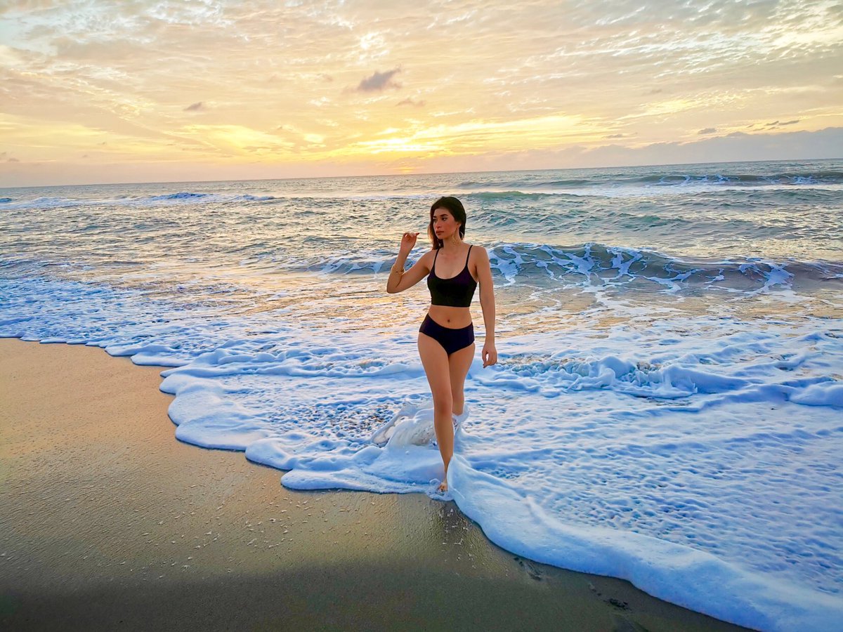 anamazingramsey's tweet photo. 🌅🌊 https://t.co/dY5sokfJkd