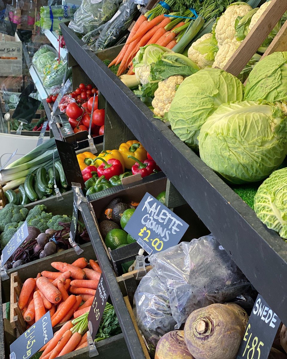 droveorchards's tweet photo. Planning a Sunday roast today? @DroveFarmShop have some delicious corn fed chicken! Get all the trimmings to go with it too, all under one roof..#supportsmallbusiness
#shopsmall #shoplocal #freshfood #norfolkproduce #cornfedchicken #sundayroast https://t.co/Pw8pPwFY7X