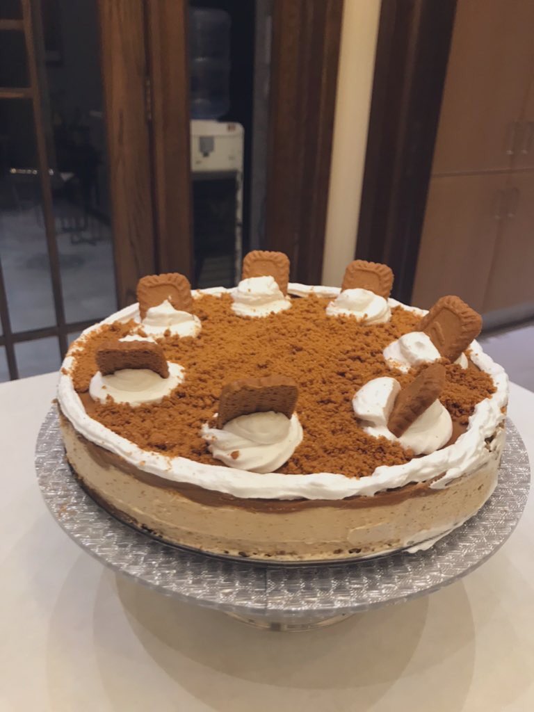 asstheticssss's tweet photo. My mom is an artist ❤️. She made no bake lotus cheesecake for my birthday. I love you mom🥺❤️. https://t.co/guBdhdhJoV