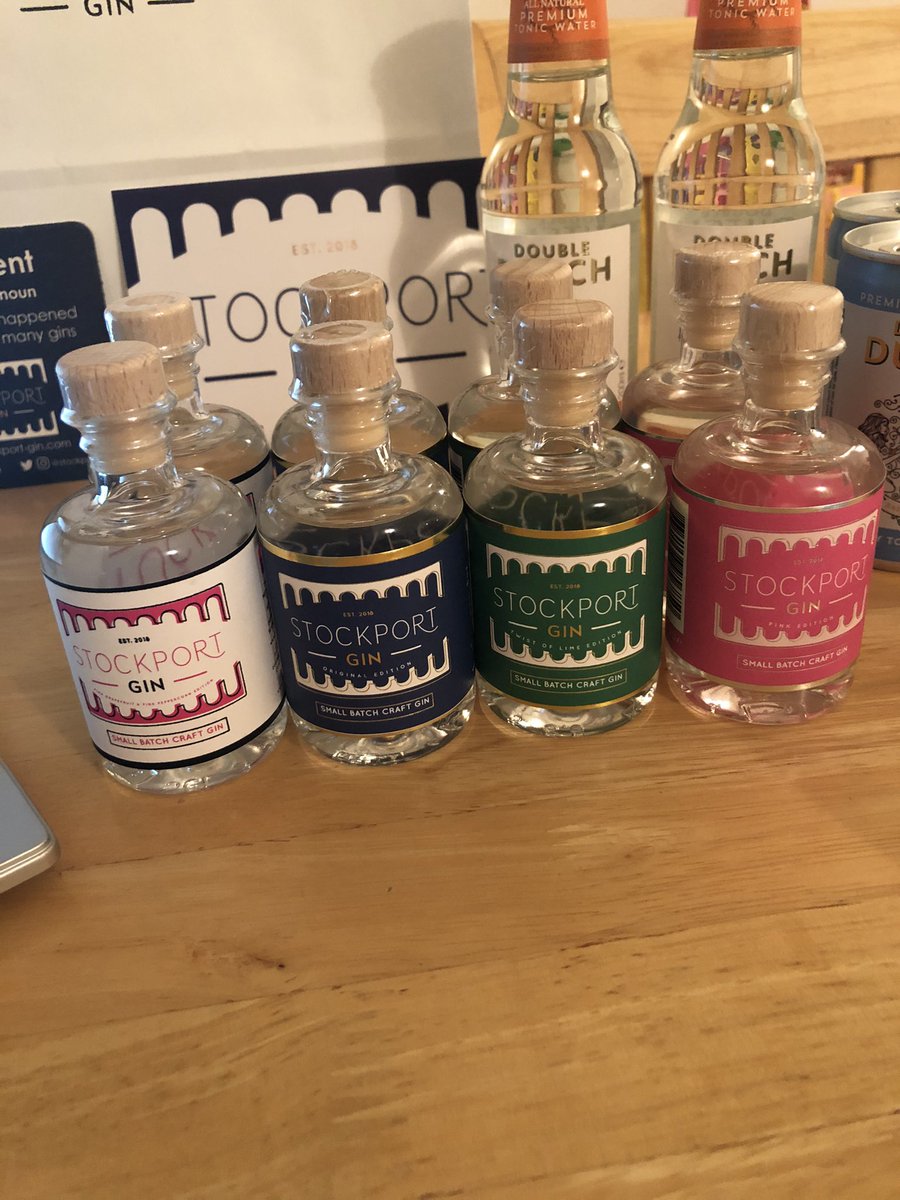MadeInMCRFest's tweet photo. Last night we took part in a #VirtualGinTasting with MIM sponsor @stockportgin, in aid of @MentellUK 🍸

Great Night, Great Cause! #MensMentalHealth https://t.co/PHCtWPUo8B
