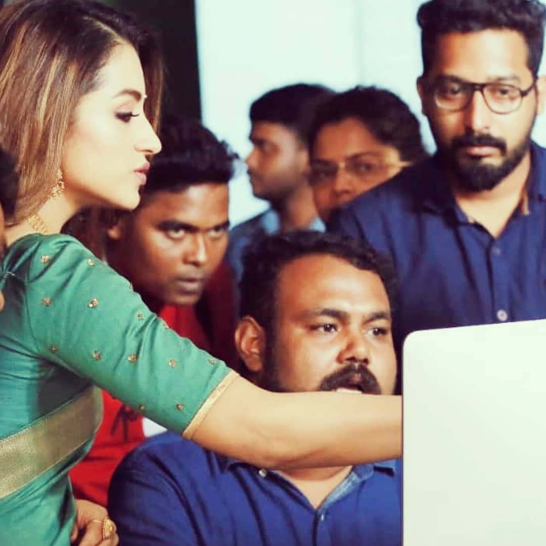 Trisha Fans Network tweet media