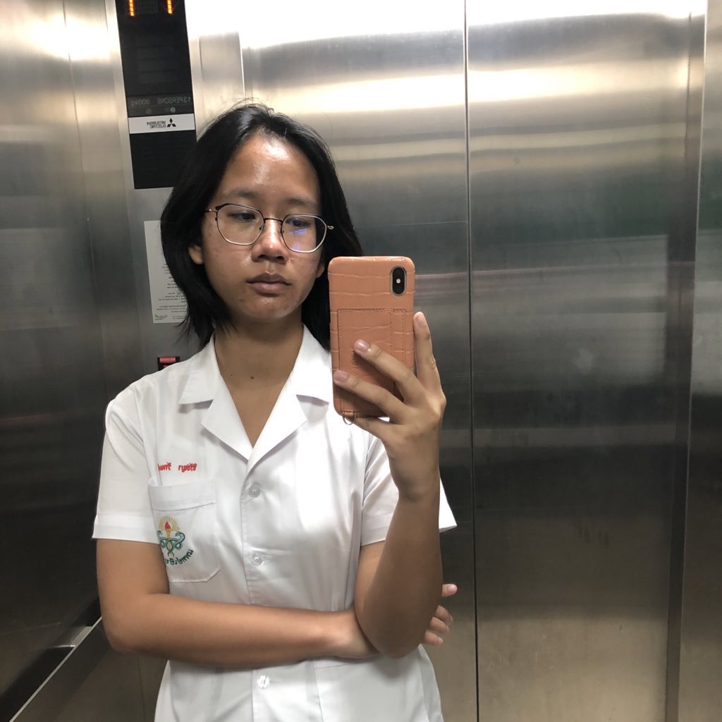 รูปก่อนขึ้นเอ้กเทิน และการเป็นเอ้กเทินจิง รีวิวพลีชีพ ขอบคุนกาแฟที่ต่อชีวิต โลกนี้ไม่ได้หมุนด้วยความรัก แต่หมุนด้วยคาเฟอีน จบเอ้กเทินหัวกุล้านถึงกลางหลังแน่นอนจ้า