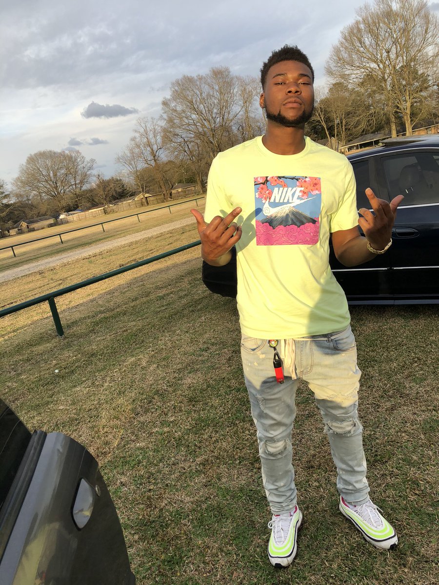 ThrowdoffYungin's tweet photo. 3hree 🐢 #PFK https://t.co/fQ2VsSODUc