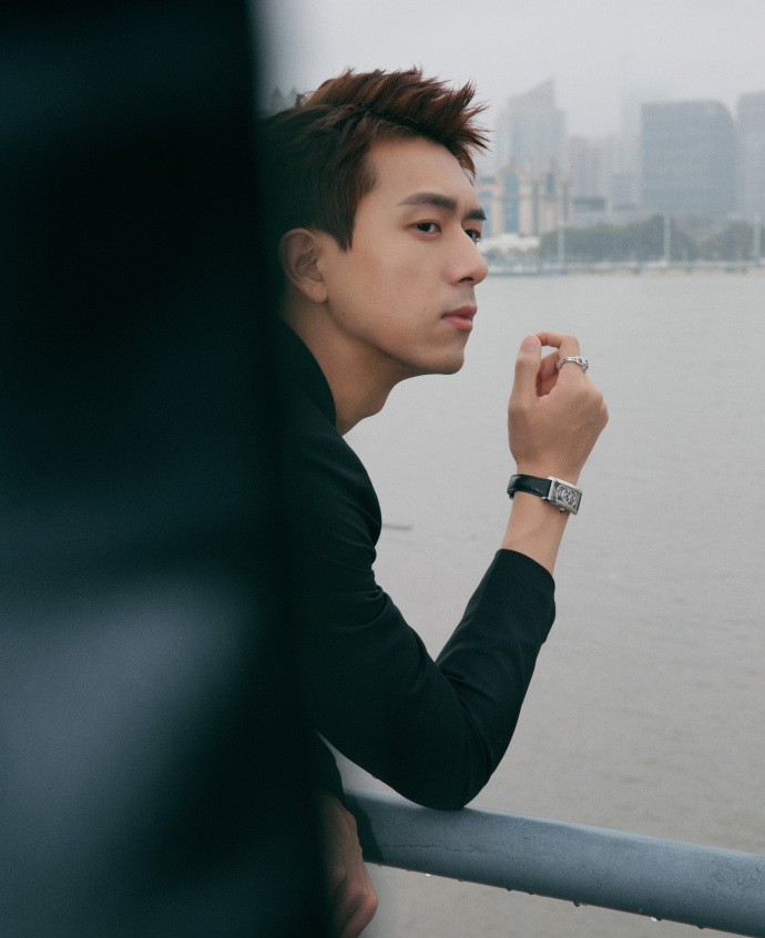 dramapotatoe's tweet photo. #LiXian is handsome in all black for 2020 Weibo Night

More snaps - https://t.co/q6RnYd7npO https://t.co/enER2umZnt