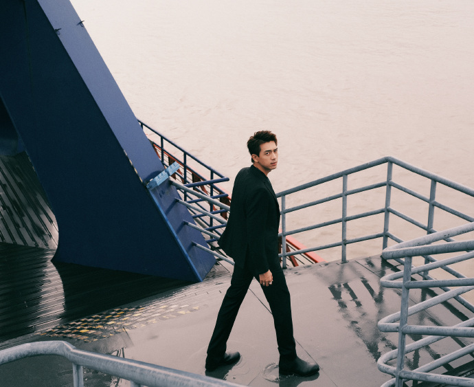 dramapotatoe's tweet photo. #LiXian is handsome in all black for 2020 Weibo Night

More snaps - https://t.co/q6RnYd7npO https://t.co/enER2umZnt