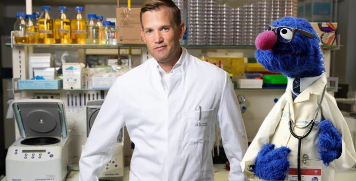 olli_mit_anker's tweet image. Hendrik #Streeck: "Im März, spätestens April gehen die Infektionszahlen nach unten"
Die Universität Bonn hat jetzt Grobi angestellt um Streeck den Unterschied zwischen OBEN und UNTEN und HOCH und RUNTER zu erklären. Letzter Versuch.