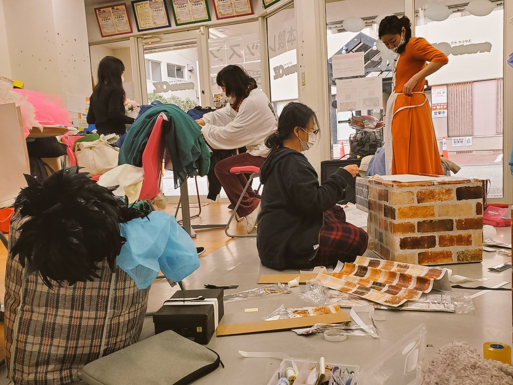 Mifuka ﾐﾌｶ シンデレラ V Twitter 今日はスタジオで ちくちくぬいぬい 小道具とかも作りました Ozmate