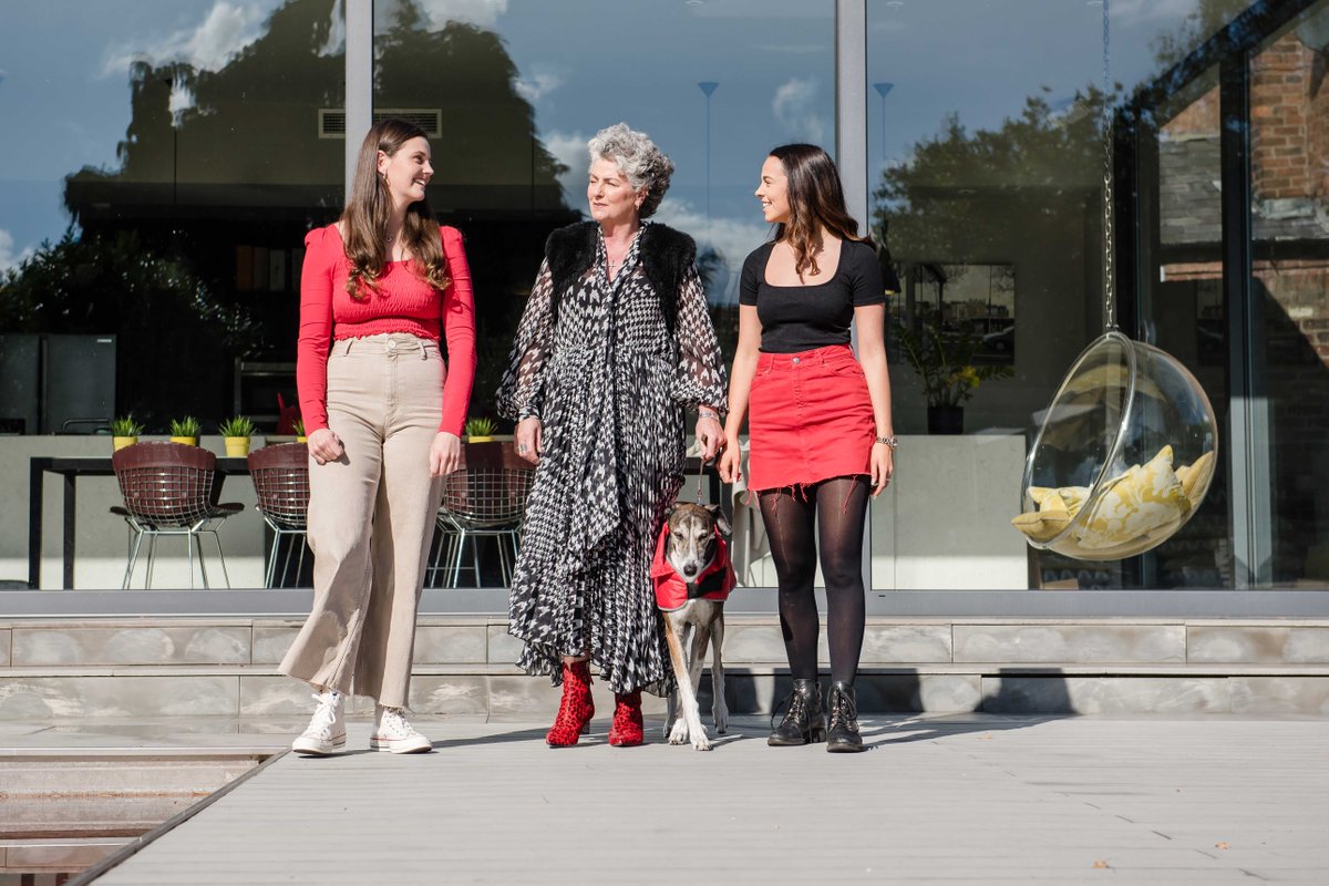 Sometimes there's nothing better than walking in the fresh air to get some perspective. 

Being outside really helps me to clear my mind! What helps you clear yours, Absoluters? 💭.