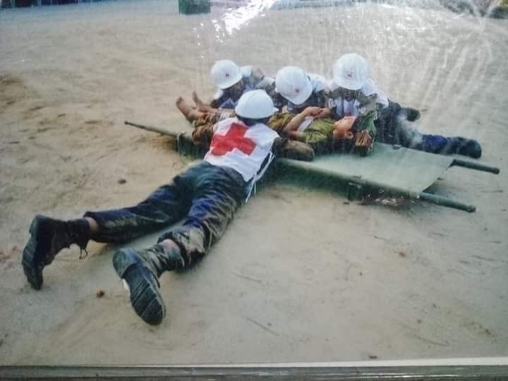 Ambulances, the Red Cross and the volunteers were also shot by Military and Police forces in Mandalay.
See how the injured were carried out with great difficulty.
In Myanmar, Military and Police are real terroist organization.
#Feb28Coup 
#WhatsHappeningInMyanmar 
#WarCrimes