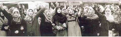 O_Polat16's tweet photo. Hak adalet derler zulmederler.
Ne acılar çektirdiler vicdanları bile sızlamadı..
O melun darbenin bazı mümessilleri hâlâ ceza almadı ve tekrar daha fazlasını yapmak için fırsat bekliyolar.

Bacımın örtüsü batmakta rezilin gözüne,
Acırım tükürüğe billahi tükürsem yüzüne!
#28Şubat https://t.co/DZMUVimvpY
